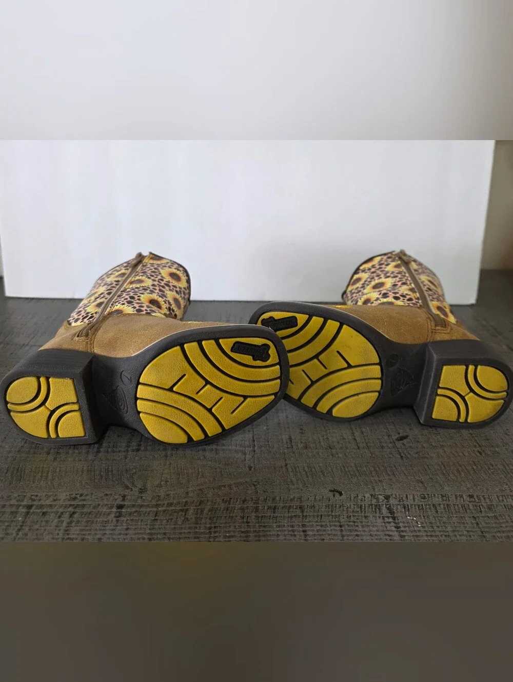 Kids Sunflower Pattern Brown Western Boots